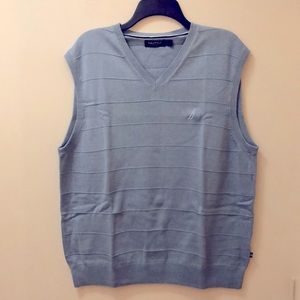 Vintage Nautica Men’s Large Light Blue Vest. 100% Cotton. Great condition!